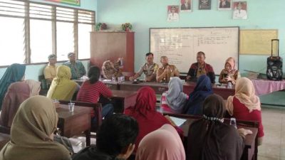 Guru, Komite dan Orangtua Tuntut Kasek Dicopot