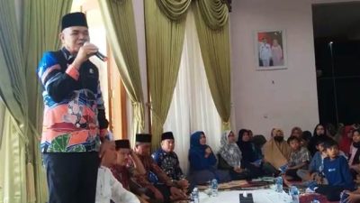 H. Aspan Santuni Anak Yatim Kecamatan Sumay dan Serai Serumpun 