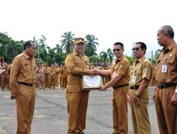 Apel Penyerahan Penghargaan di Ketapang