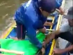 Warga Protes Penyetruman di Batang Pawan