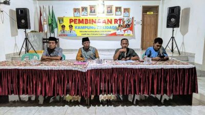 Ketua RT Kampung Kalidadi Kecamatan Kalirejo Terima Bimbingan Dan Insentif   