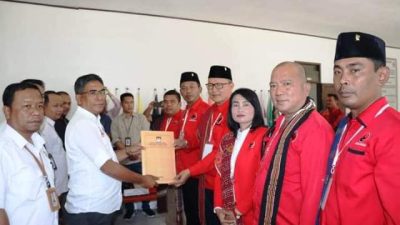 DPC PDI Perjuangan Daftarkan 35 Caleg ke KPUD Taput