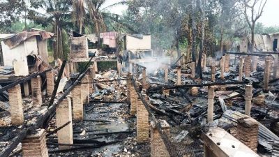 Kebakaran Hebat di Tanjung Pura Langkat 15 Rumah Hangus