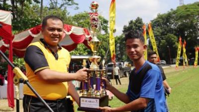 Jaguar FC Juara Turnamen Sepak Bola Piala Sinergitas