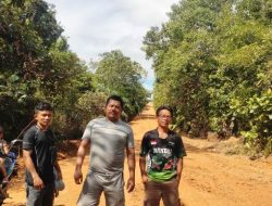 Sinar Mas Bantu Perbaikan Jalan Warga Desa Randai Berterimakasih