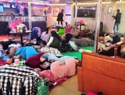 Ratusan Penumpang KM Darma Rucitra Mendarat di Tanjung Mas