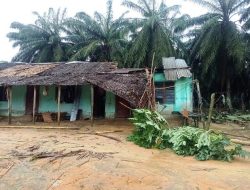 Bencana Alam Rusakkan Rumah Ibadah dan Pemukiman