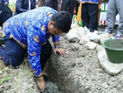 Bupati Samosir Letakkan Batu Pertama Pembangunan GKII Palipi