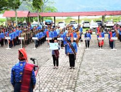 Hari Ulos, Pemkab Samosir Upacara Pakai Ulos