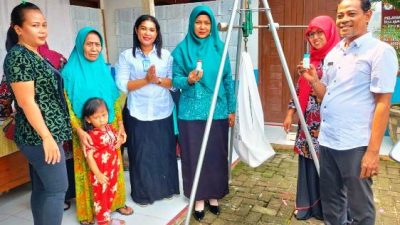 Tim Monitorong TP PKK Kabupaten DS Kunjungi Desa Limaumanis