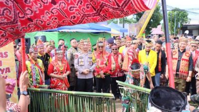 Kapolres Hadiri Pembukaan Budaya Dayak  