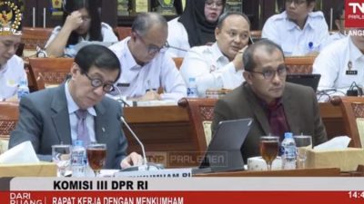 Komisi III DPR : Wamenkumham Tetap di Ruangan 