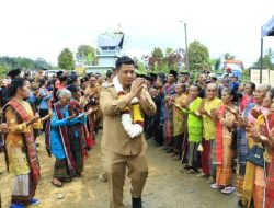 Bupati Samosir Penuhi Permintaan Masyarakat Lintong Nihuta