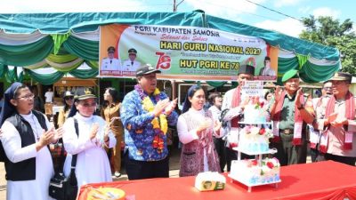 Bupati Samosir Pimpin Upacara HGN Dan HUT PGRI 