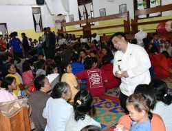 Bupati Pantau Dapur Umum Pengungsi Korban Banjir Bandang