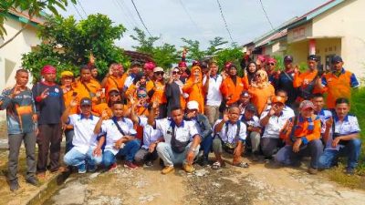 Buruh Perkebunan Ketapang Tuntut Upah Naik 15 Persen