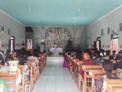 Gereja Katolik St Theresia Dusun Bagan Kusik Rayakan Natal