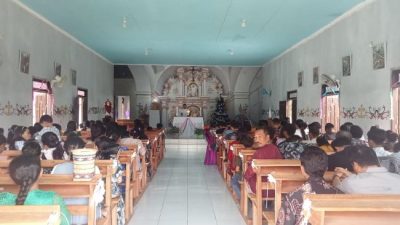 Gereja Katolik St Theresia Dusun Bagan Kusik Rayakan Natal