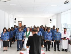 Wakil Bupati Samosir Melantik Pejabat Administrator dan Pengawas
