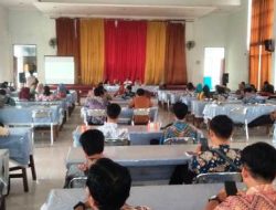 PTPS Kecamatan Padang Hulu Terima Bimtek dari Komisioner Bawaslu
