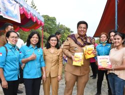 Warga Pardomuan Dan Huta Tinggi Terima Pupuk dari Bupati