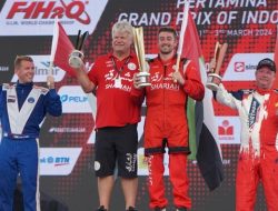 Rusty Wyatt Juara Powerboat Grand Prix Indonesia Danau Toba