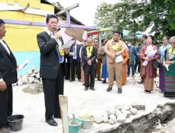 Bupati Samosir – Sekjen HKBP Resmikan Ruangan dan Kantor TK  