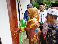 Hj. Ellya Rosa Siregar Kunjungi Desa Sibargot di Kecamatan Bilah Barat