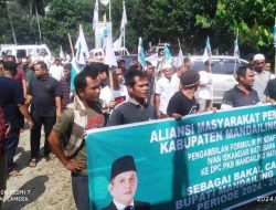 Tim Ivan Iskandar Kunjungi Kantor PKB Ambil Formulir Pilbup Madina 