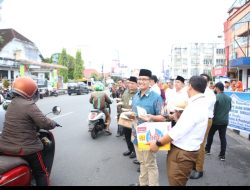 Bank Sumut – SMSI Bagi Takjil Gratis di Sianțar