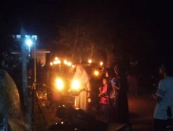 Pawai Obor Sambut Idul Fitri di Mensubang