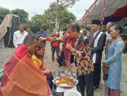 Ultah Effendi S.P Napitupulu Dirangkai Pemberangkatan Bacalon Bupati Toba