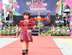 Semarak Pagelaran Seni Budaya dan Fashion Show di Pangururan
