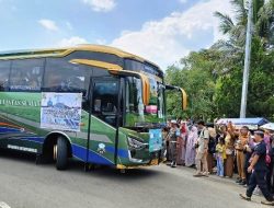 Calon Jamaah Haji Asal Madina Dilepas Syarifuddin
