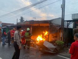 Ruko Di Jalan Imam Bonjol Terbakar