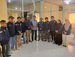 Kadis Pemdes Ketapang Kunjungi Desa Manis Mata 