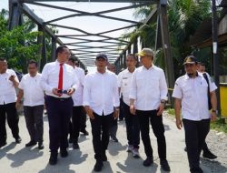 Pemkab Langkat Tinjau Titi Besi Penghubung Padang Tualang – Batang Serangan