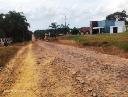 Desa Jairan Jaya Miliki Jalan Dua Musim