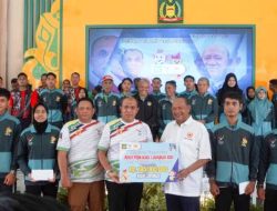 Faisal Hasrimy Lepas 78 Atlet ke PON XXI 2024: Reward untuk Atlet Berprestasi