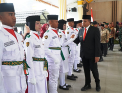 Pj. Bupati Langkat Kukuhkan 58 Anggota Paskibraka HUT RI 