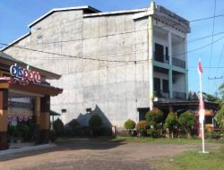 Hari Libur, Sang Saka Merah Putih Berkibar di Dispora Ketapang