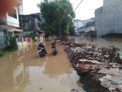 Tebing Tinggi Banjir Pedagang Pindah Tempat