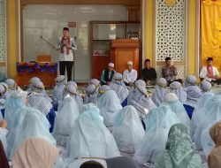 Bupati Sabar AS Beri Motivasi, Kendati Gerimis Pawai Khatam Senagari Sundata Selatan Berlangsung