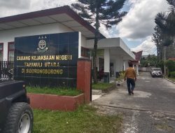 Pemilik Kesal, Mobilnya Ditahan Kejari Siborongborong Sebagai Barang Bukti 