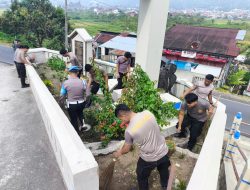 Polres Taput Bhakti Sosial di Gereja, Mesjid dan Panti Jompo 