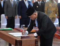 Lantik Enam Pejabat Eselon II Gubsu Tekankan Soal Loyalitas