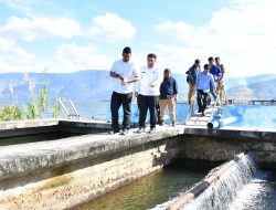 Gubsu Sidak Sumber Air PDAM Tirtanadi Cabang Samosir