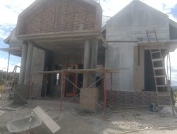  Pembangunan Pos Pelayanan Terpadu Desa Parbubu Pea Terhenti