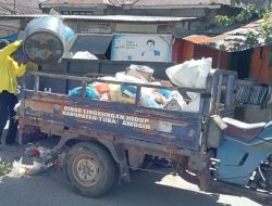 Sambut F1H20 Pemkab Toba Bersihkan Lingkungan Balige