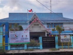 “Merah Putih” di Kantor Dishub Ketapang Dikibarkan “Sembrono”